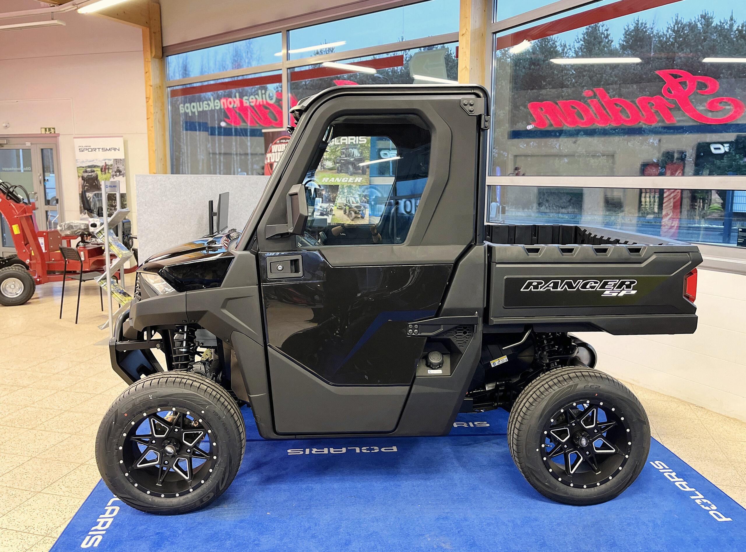 POLARIS RANGER 570 SP<br>T1b<br>alk. 19 900 € + tk. - Image 3
